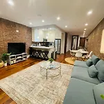 Historic Brownstone - Newly Renovated Brownstone On Historic Street With Outdoor Space