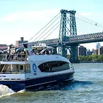 3 Bedrooms 2 Stops To Manhattan