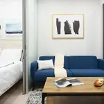 78-4B New Quality 1Br W&D In Unit Skylights