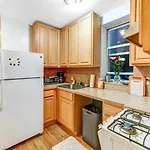 Cozy Nolita 2 Bedroom Apartment