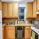 Cozy Nolita 2 Bedroom Apartment