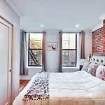Stunning 3 Bedroom In Nyc