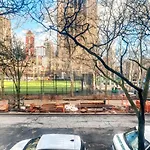 Murray Hill 2Br W Wd Nr Un Nyc-1052