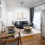 Beautiful 2Bd Apartment In East Village