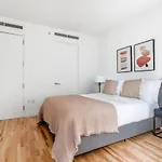 Midtown 1Br W Doorman Gym Wd Nr Rock Center Nyc-1129