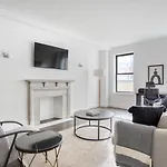 Midtown 2Br W Doorman Wd Nr Central Park Nyc-1144