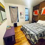 Classic Soho Apartment - Cozy / Perfect Location
