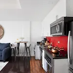 809-2B New Bldg Jr Columbus Circle Balcony Wd