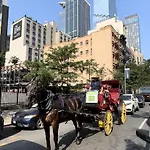 Hudson Yard 1 Bedroom Ground Floor Near Times Sq