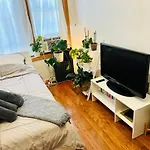 Brooklyn Crown Heights Room