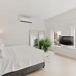 Luxury 5 Bedroom Apartment Near 5Th Avenue Manhattan