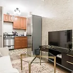 Apartment 185: Hells Kitchen
