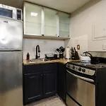 Apartment 332: Hells Kitchen