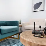 444-4F Newly Renovated 1Br In Midtown West