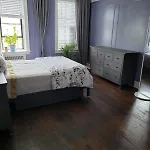 Brooklyn Flat Tropical Vibe