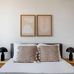 Tribeca Studio W Tons Of Light Gym Pool Nyc-118