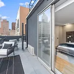 3Br Penthouse Suite With Massive Private Rooftop
