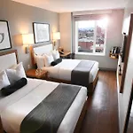 Edge Hotel Washington Heights