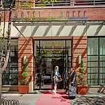 Hotel Giraffe By Library Hotel Collection