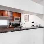 Global Luxury Suites At The Marc