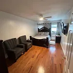 Cozy Canarsie Getaway Brooklyn Ny