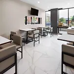 Days Inn By Wyndham Staten Island