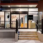 Days Inn By Wyndham Staten Island