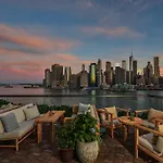1 Hotel Brooklyn Bridge