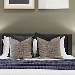 Luxe Harlem Retreat 3Br Designer Home W Parking