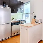 2 Bedroom Home In Lower Manhattan