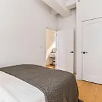 Magnificent 2Bdr & 1Bth Apartment