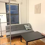 Private Room With Shower On Union Square Side 1