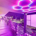 Hotel Opus Bronx Near Bay Plaza Mall