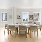 Penthouse 5Min To Top Of The Rock, City Views, Ac