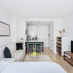1597-10 New Studio Upper East Side W&D In Unit