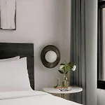 Duane Street Hotel Tribeca, Sonder