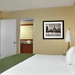 Doubletree Suites By Hilton Nyc - Times Square