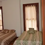 Williamsburg Hostel