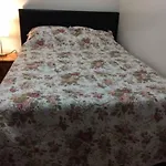 Apartment In Queens