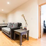 Deluxe And Stylish Apartment With Brick Wall Exposed