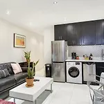 Luxury 5Bed/2Bath On Central Park West!