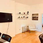Totally Renovated Brownstone Apt. High Ceilings
