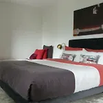 Warm And Cozy Home With A Modern Flair