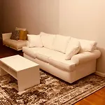 2 Bedroom Classy Brooklyn Apt-10 Mins From Barclays Center!