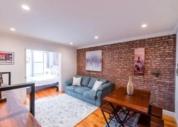 Stunning 3 Bedroom In Nyc