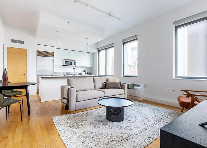 Hells Kitchen 2Br W Doorman Nr Central Park Nyc-522