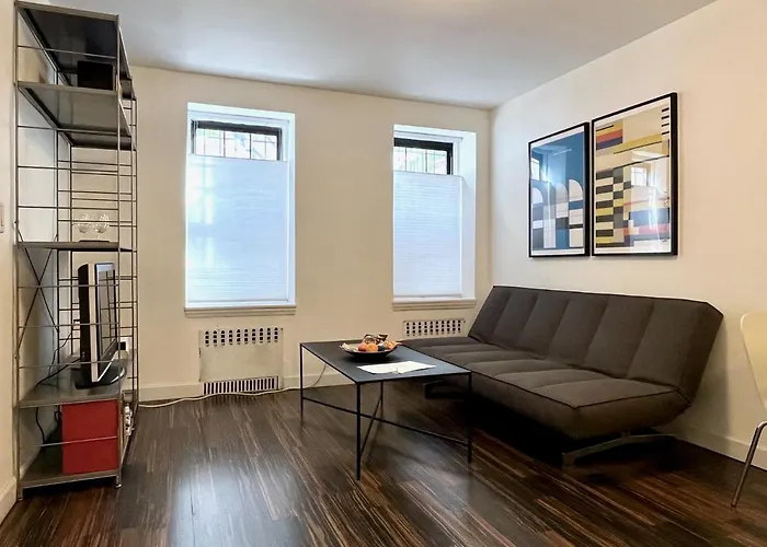 Close To All! 2-Room Suite In A 1-Family Townhouse