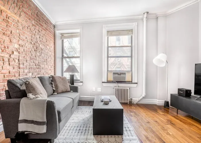Soho 2Br W Wd Balcony Nr Whole Foods Nyc-892
