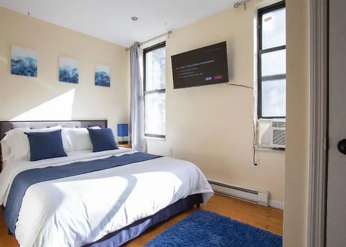 6-Bedroom Apartment By Central Park