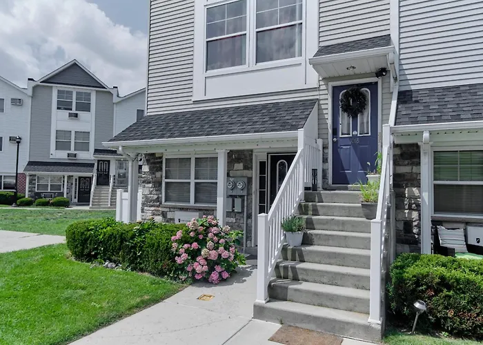 Waterfront Gem Duplex 3 Bedroom 2Floor In Whitestone Bronx Free Parking